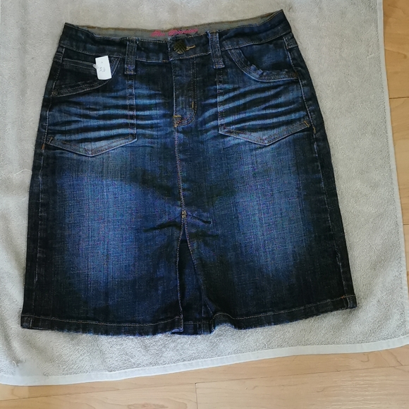 Short skirt jeans dark blue - Picture 1 of 3